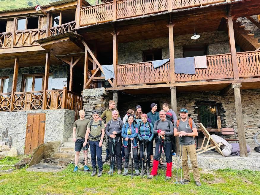 Qaldea Resort Ushguli Esterno foto